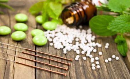 Abnehmen mit Homöopathie: Gute Alternative zum Teufelskreis Diät